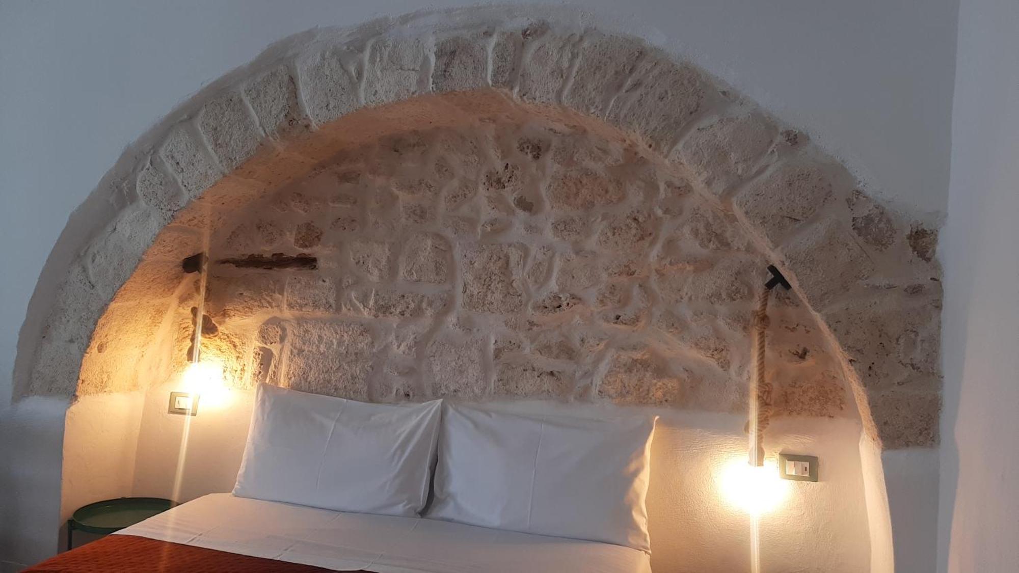 Dimora Lavinia Casa Vacanze Centro Storico Ostuni Zewnętrze zdjęcie